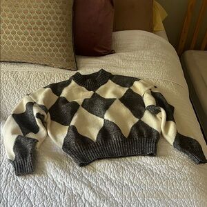 H&M Gray and Cream Knit Sweater